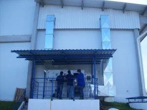 Projeto e instalação de sistema de controle de umidade em armazenamento frigorífico.